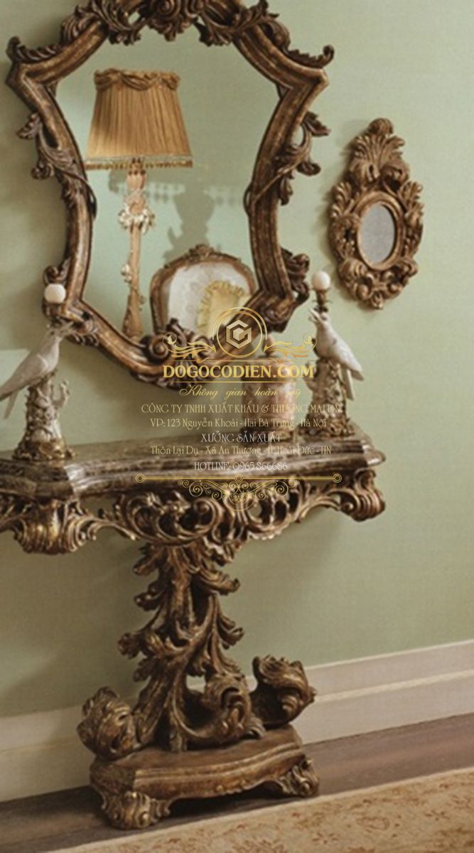 Bàn Phấn Cổ Điển 